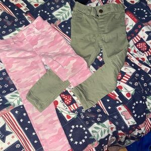 Girl jeans size 4T gently used smoking pet free home